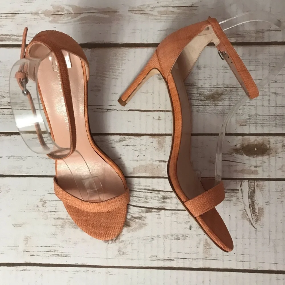 Stuart Weitzman Sandal B1-14-31 - Picture 1 of 5